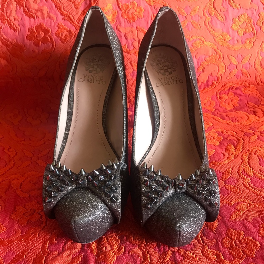 Vince Camuto Pumps